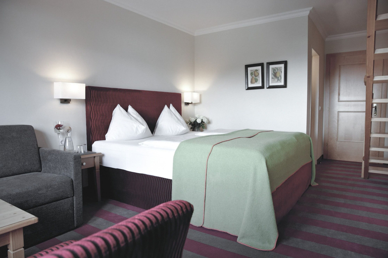 Bedroom 3, Hotel Rigele Royal, Sankt Johann im Pongau