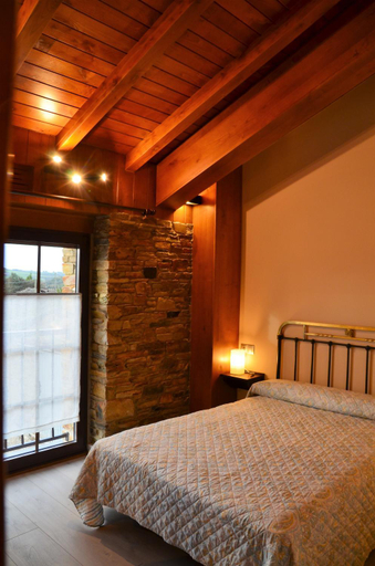 Bedroom 2, El Castro de Oscos, Asturias