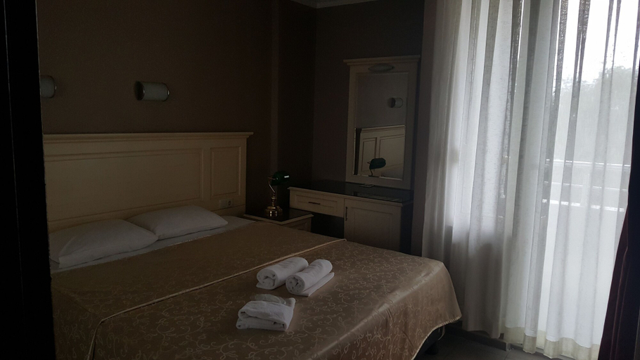 Bedroom 5, Ata Hotel Kumburgaz, Büyükçekmece