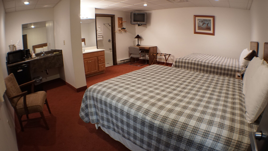 Bedroom 3, Riverbank Lodge, Menard