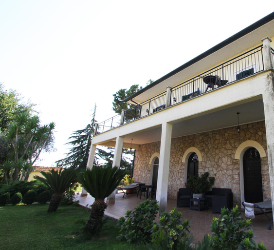 4, Agriturismo Ali E Radici, Latina