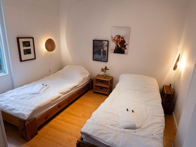 Bedroom 2, Home with garden near forest, beach and sea, Noordwijkerhout
