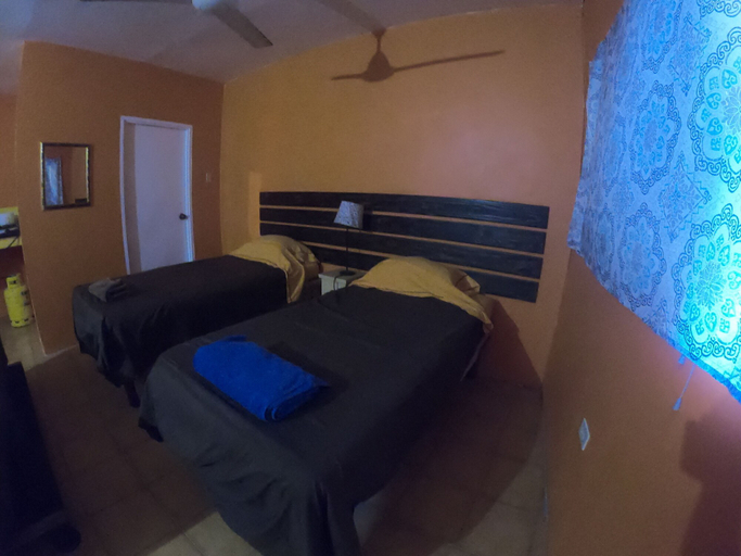 Room 4, Labrish Guest House