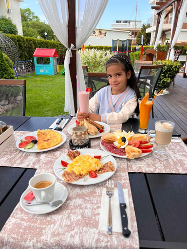 Food & Drinks 5, Ivian Family Hotel, Nesebar