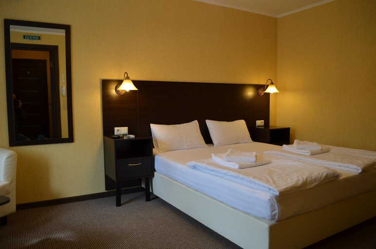 Bedroom 2, Transit Hotel, Lityns'kyi