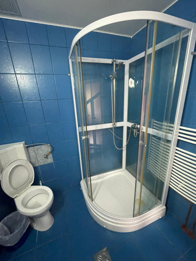 Bathroom 3, Pensiunea Hyperion Cormaia, Sangeorz-bai