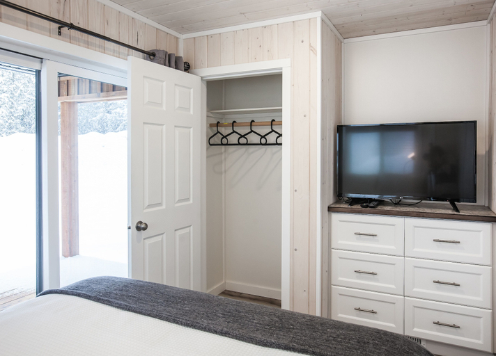 Bedroom 2, Boulder Mountain Resort, Columbia-Shuswap
