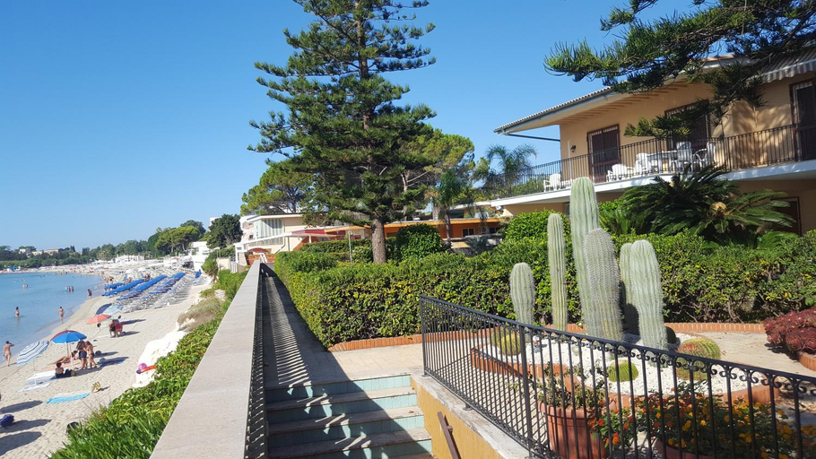 Exterior view 4, Villa Sogno sulla Spiaggia, Syracuse