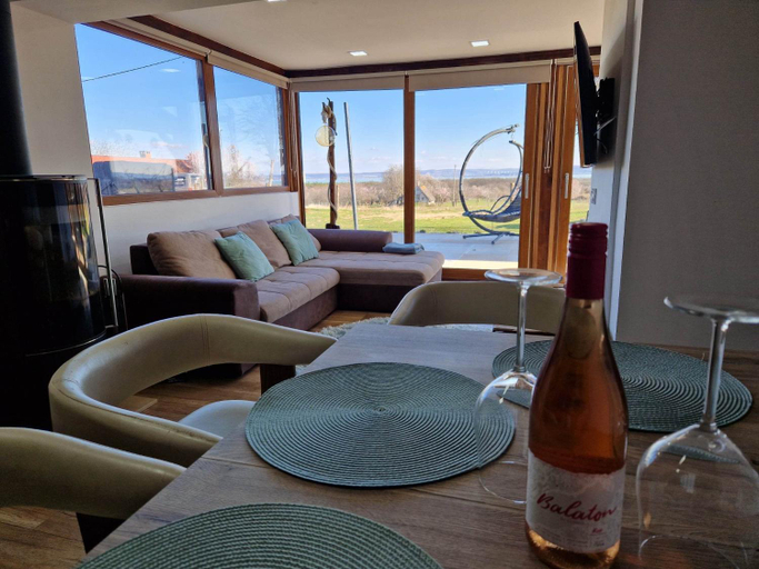 3, Luxury Reed House, Balatonfüred