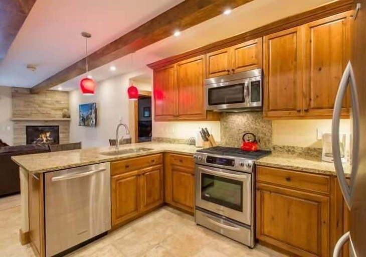 Private kitchen 5, Villa Cortina with Easy Access to Gondola by RedAwning, Eagle