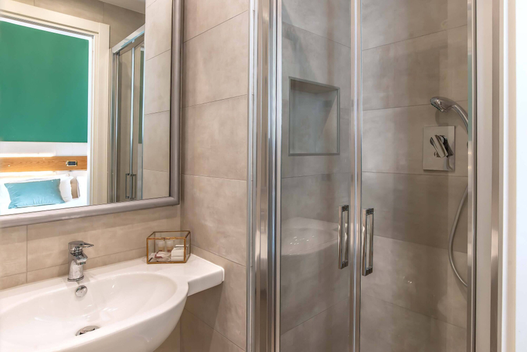 Bathroom 4, Hotel Paba, Rome
