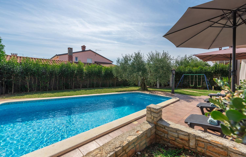 Sport & Beauty 4, Villa Lucas Comfortable holiday residence, Novigrad