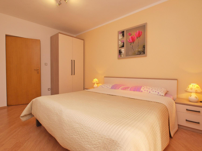 Bedroom 2, Apartment 1047, Rovinj