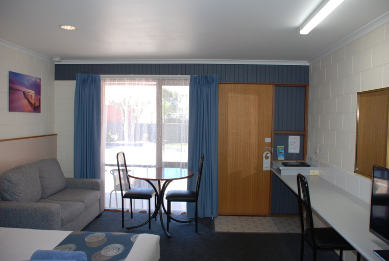Others 5, Sandbar Motel, E. Gippsland - Bairnsdale
