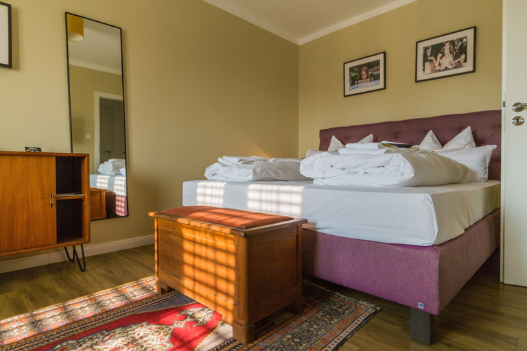 Bedroom 4, Hotel Luis, Regensburg