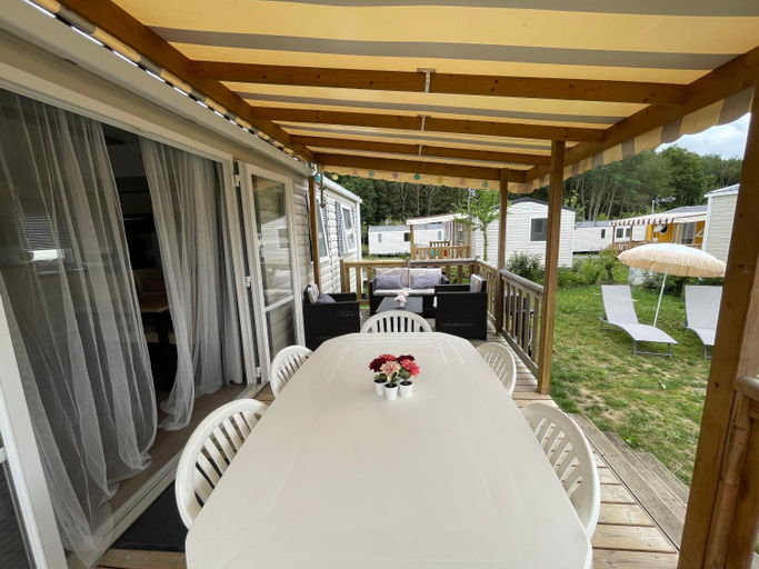 Food & Drinks, Mobil-Home 4 etoiles avec piscine proche de Blois, Loir-et-Cher