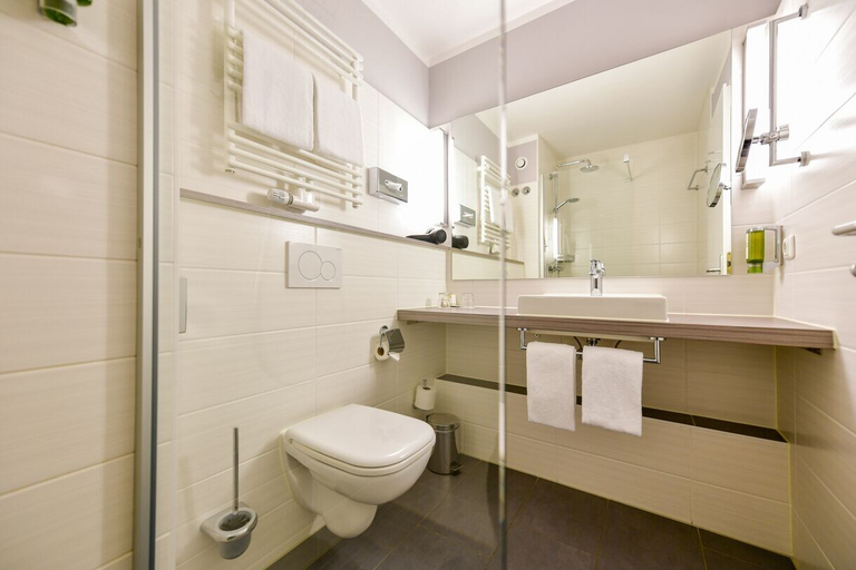 Bathroom 4, Landhotel Burg Im Spreewald, Spree-Neiße