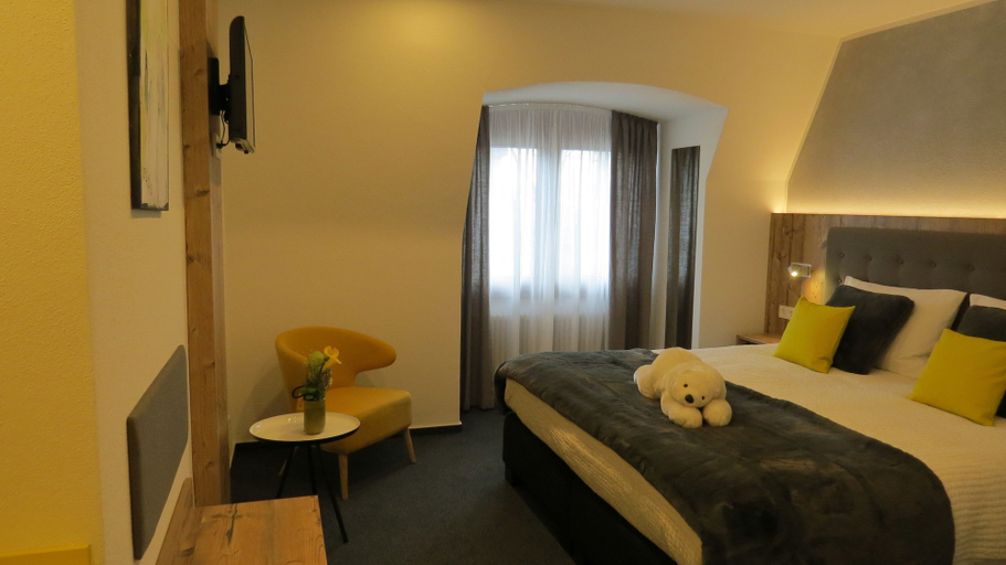 Bedroom 5, Hotel Drei Morgen, Esslingen