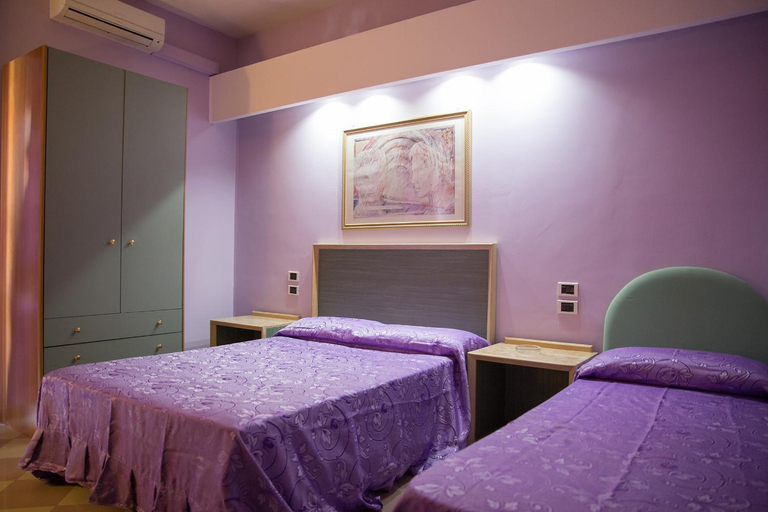 Bedroom, Maximo Hotel, Rome