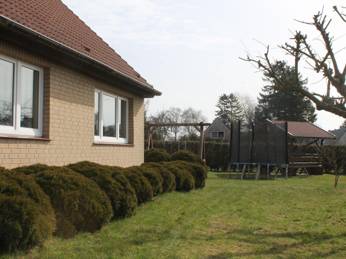 Exterior & Views, Gemutliches Appartement in Brusow mit Garten, Rostock