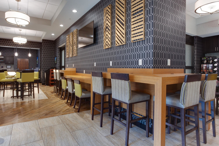 Food & Drinks 5, Drury Inn & Suites Columbus Polaris, Delaware
