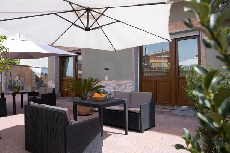 Exterior view, Casa Manca Sardegna, Sassari
