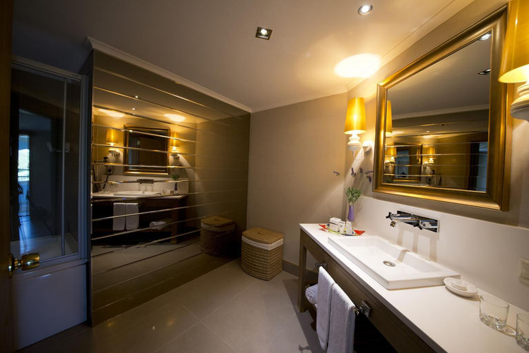 Bathroom 4, Limak Arcadia Golf Resort Belek, Serik
