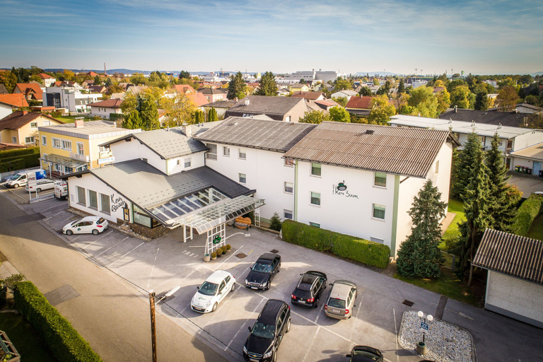 Exterior & Views 3, Kern Buam, Graz