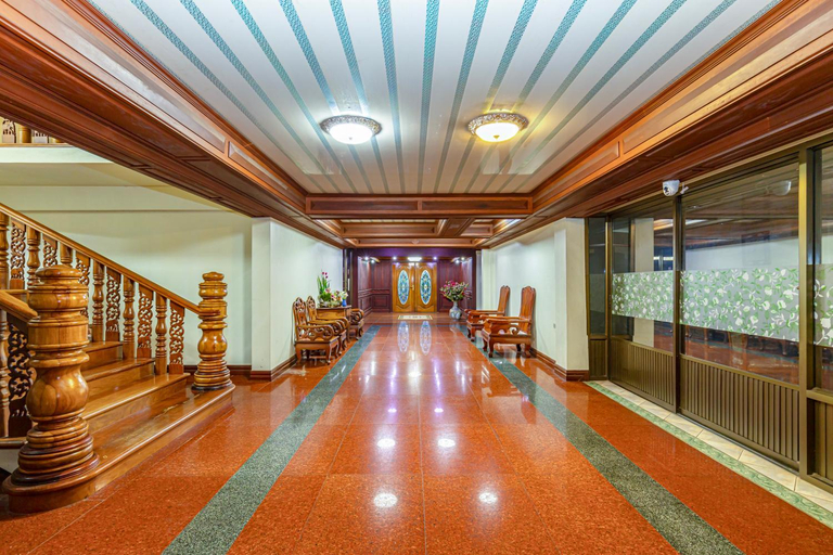 Others 3, 万象 莉莉酒店, Vientiane