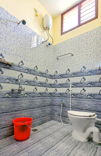 Bathroom 4, the DUO Restaurant and Stays, Viluppuram