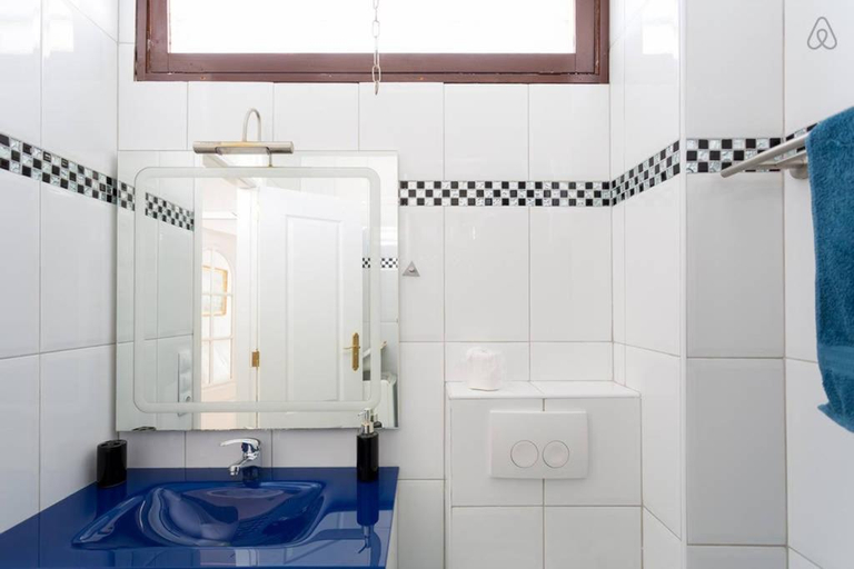 Bathroom 5, Olimpia, Santa Cruz de Tenerife