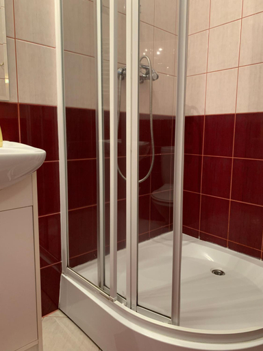 Bathroom 4, Ostoja Stara Basn, Mrągowo