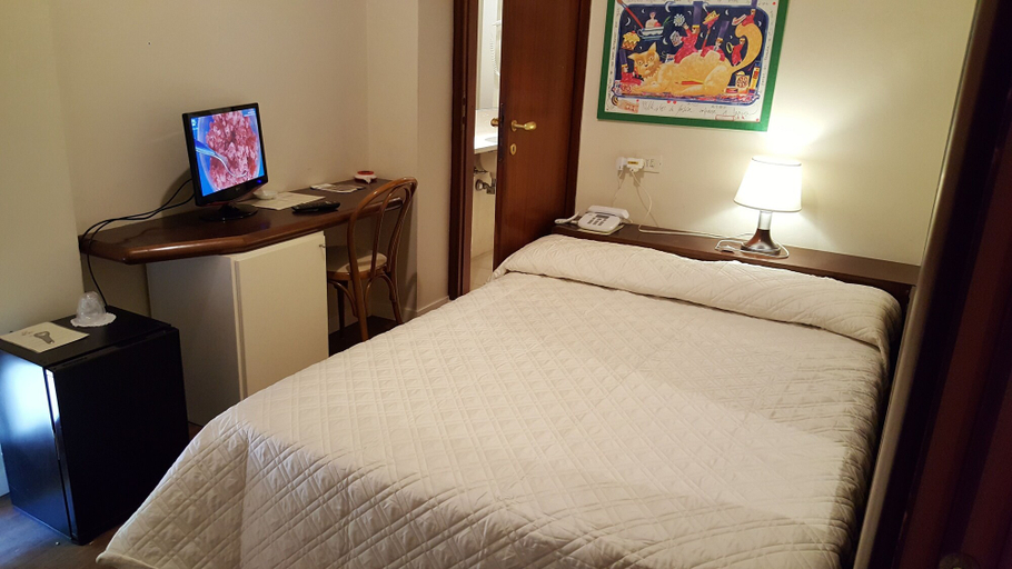 Room 4, Hotel Bacco, Lucca