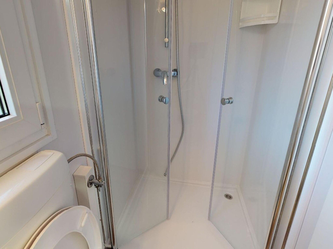 Bathroom, Holiday Home by Lake Ossiach & Ski Area, Feldkirchen