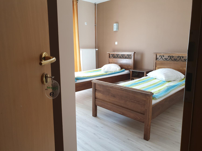 4, Regent, Sanmartin