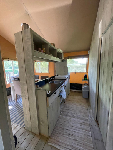 Others 4, Glamour Glamping at little beach, fully heated, West-Vlaanderen