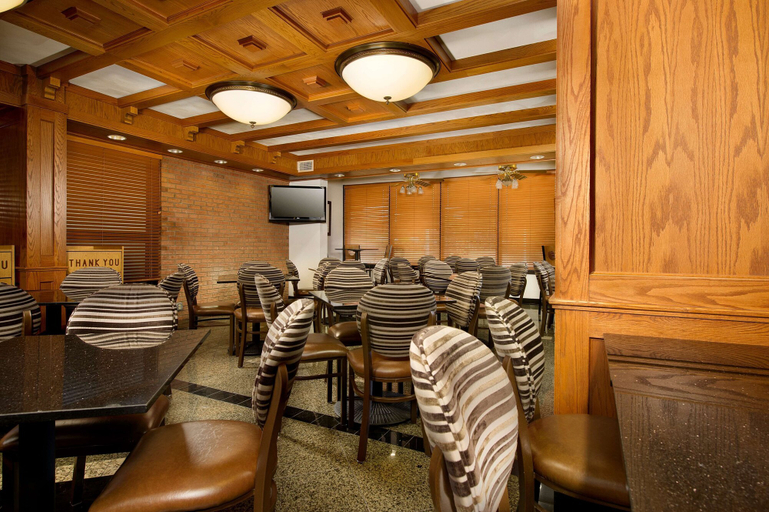 Food & Drinks 4, Drury Inn & Suites Frankenmuth, Saginaw