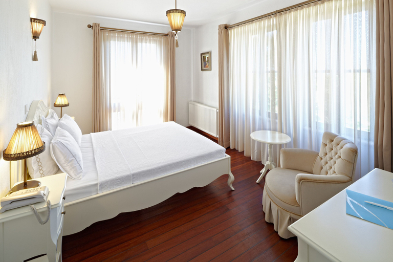 Bedroom 4, Ferahi Evler Otel, Ayvalık