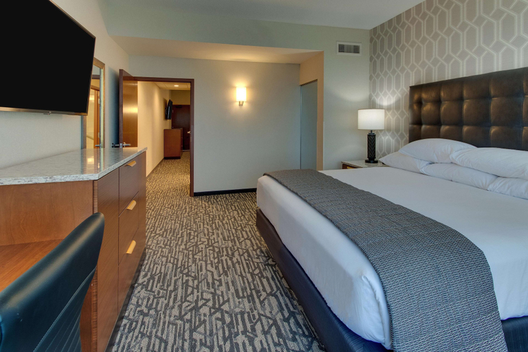 Bedroom 3, Drury Plaza Hotel Nashville Downtown, Davidson