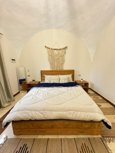 Bedroom, 1-BR next Saqqara pyramids Horse-riding, Al-Badrashayn