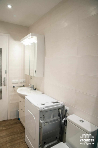 Bathroom 4, Caleta Sol 1102II Apartamento con vistas, Girona