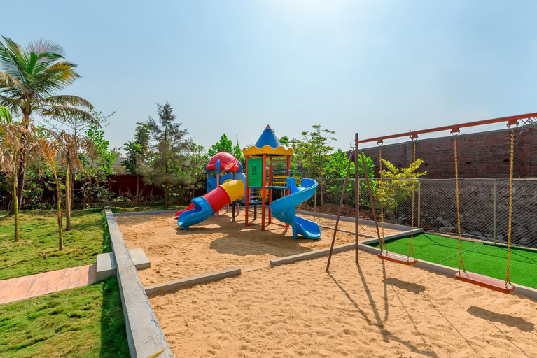 Family & Kids, SaffronStays Palm Paradise, Thane