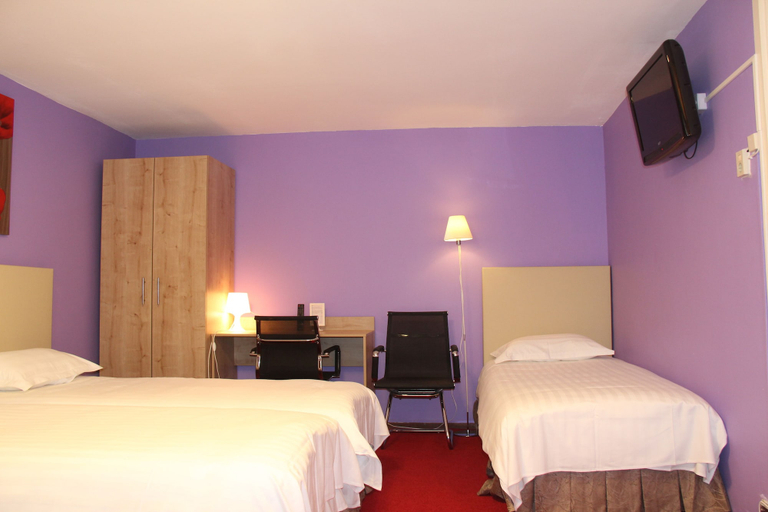 Bedroom 3, New City Hotel Scheveningen, Den Haag