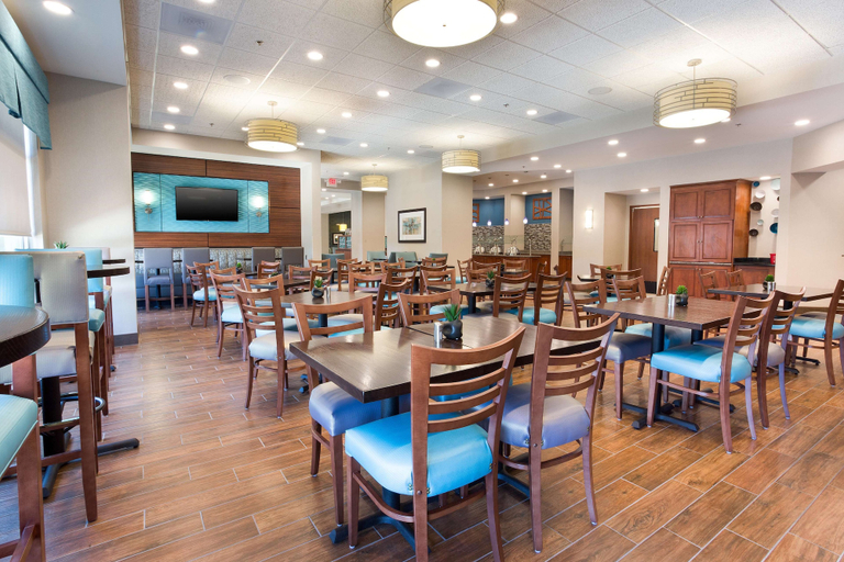 Food & Drinks 5, Drury Inn & Suites Burlington, Alamance