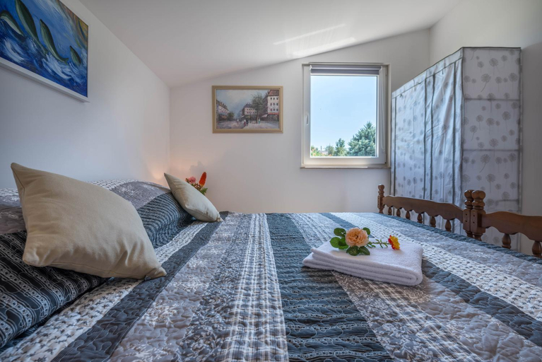 Bedroom 3, Apartment 1427, Marčana