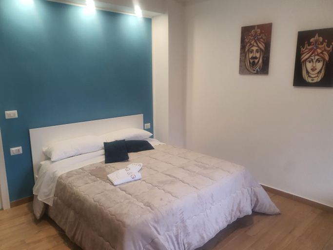 Others 4, G&G Home, Cosenza