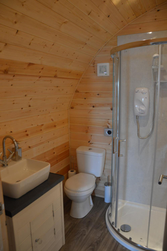 Bathroom 3, Glenview Lodge, Highland