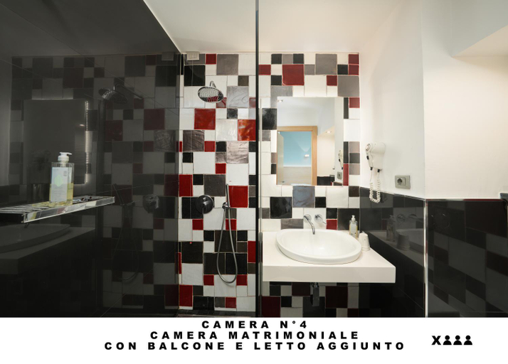 Bathroom 3, Affittacamere Lo Scoglio, La Spezia