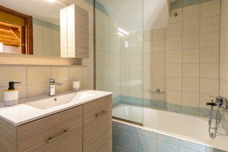Bathroom 2, Chrysoula's paradise, Voulisma view, Crete