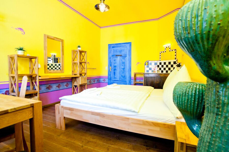 Bedroom 5, Gästehaus Mezcalero B & B, Dresden